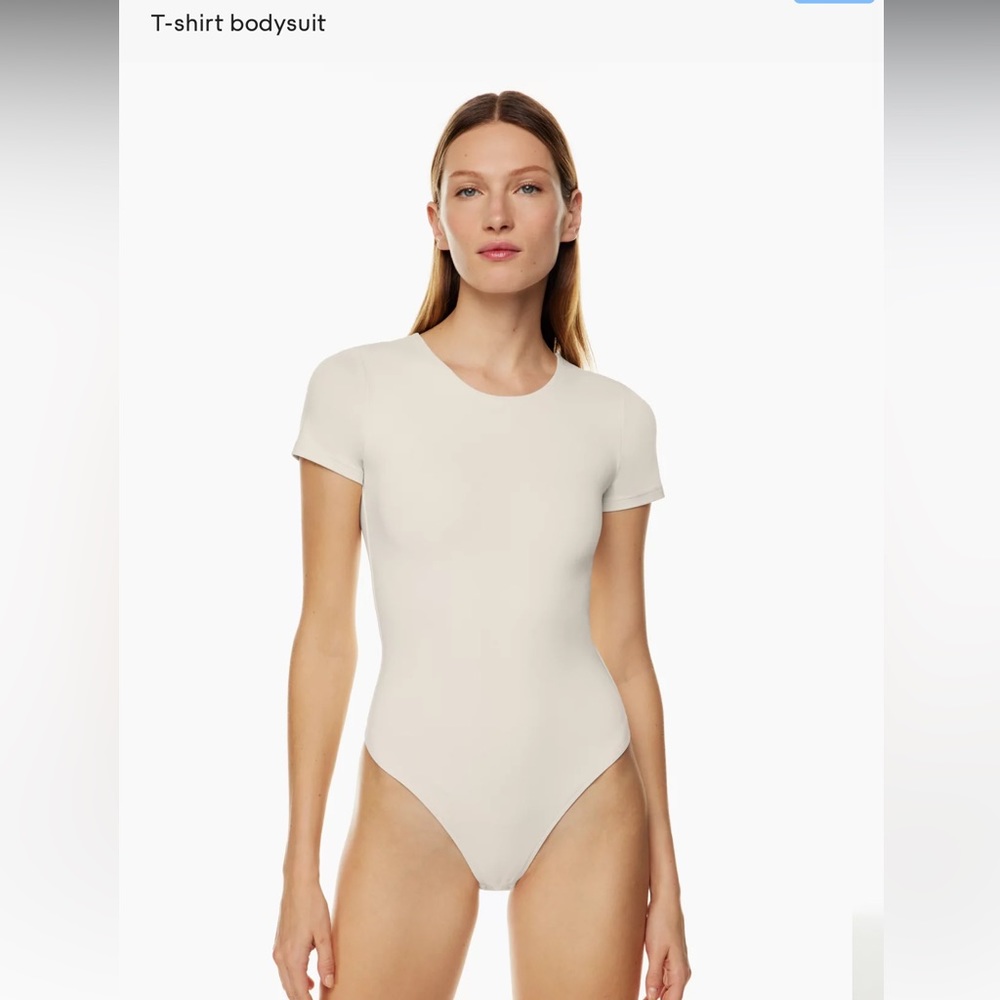 Aritzia Contour Crew Shortsleeve Bodysuit